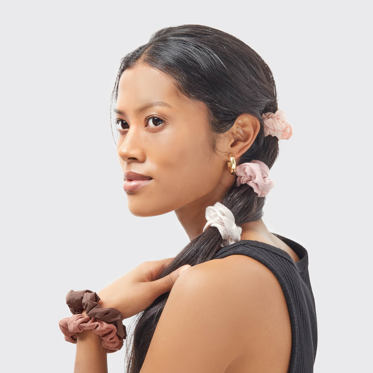 Assorted Textured Scrunchies 5pc Set - Terracotta - Image 5