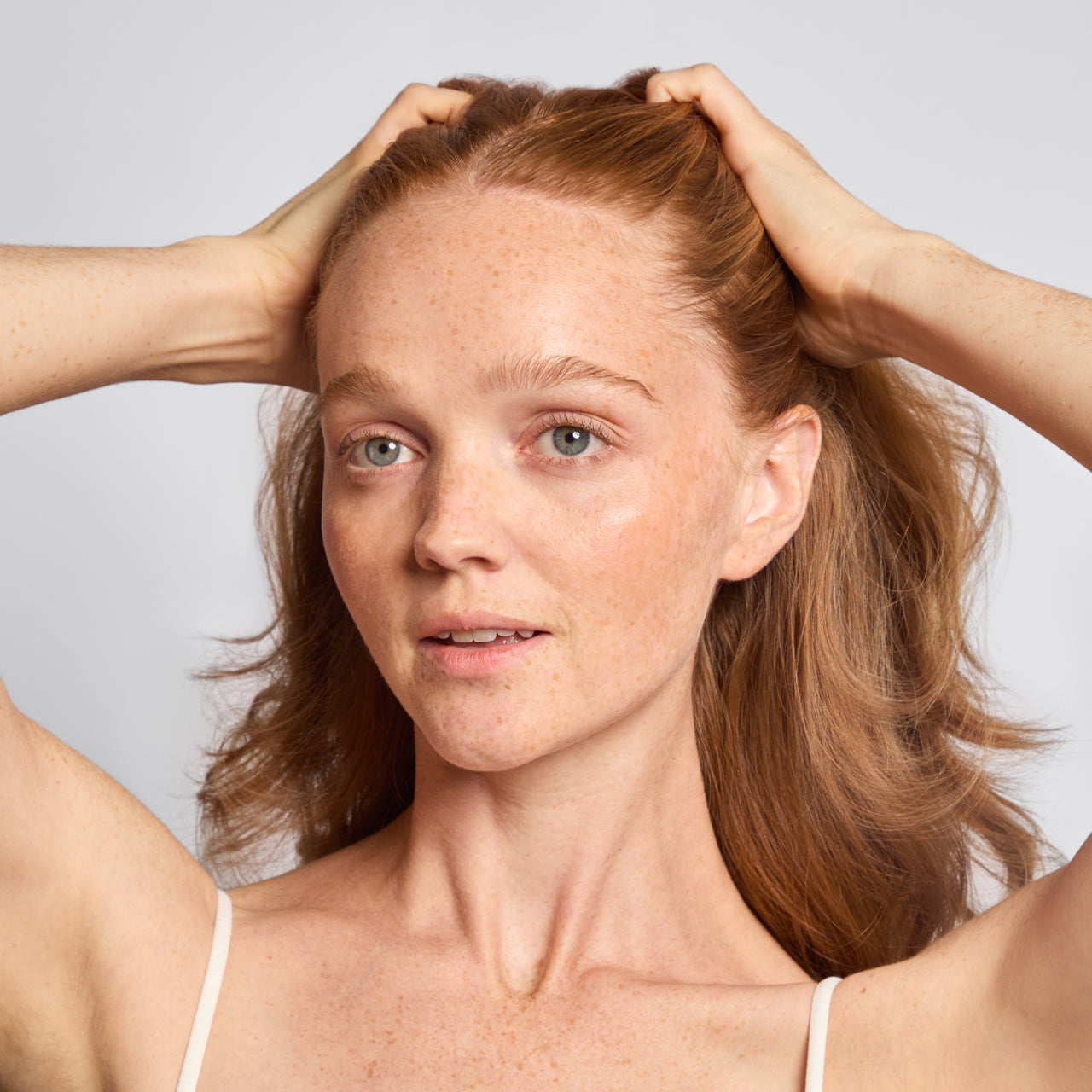 Strengthening Rosemary & Biotin Scalp & Hair Oil - 0.34fl oz./10mL - Image 3